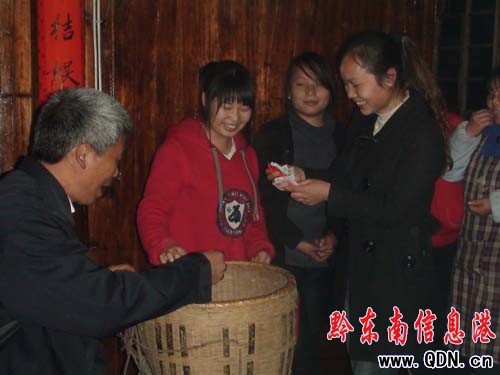 天柱獨具特色的侗鄉婚禮(圖)