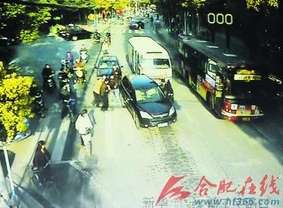 男子因瑣事殺人碎尸 指認(rèn)現(xiàn)場時(shí)面帶微笑(圖)