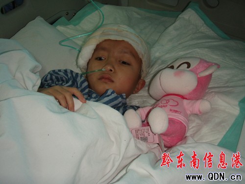 大愛無私:一個棄嬰的故事(組圖)