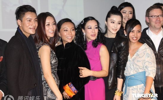 組圖:范冰冰道姑造型現(xiàn)身 黑裙長發(fā)顯古典美艷