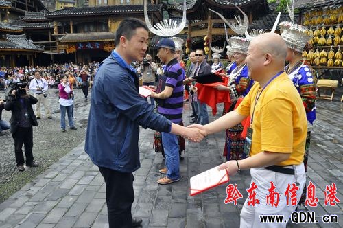 �������s�u���񡱸��x�ҕ� 10�ˮ�(d��ng)�x���M�D��