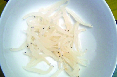 ���K̩�ݲˈ��F(xi��n)�����족�y�~����һ����飨�D��