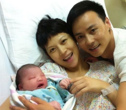蔡少芬誕8斤5兩女嬰 張晉為其取名張楚兒(圖)