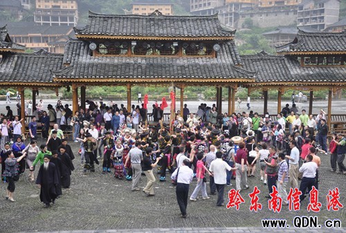 �Ї���������������ǧ����կ���죨�D��