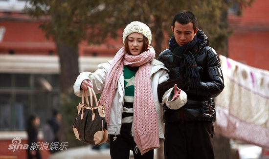 《裸婚時代》熱播 諸劇情遭質(zhì)疑涉嫌“違法”