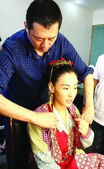 霆鋒將返港為Lucas找學校 柏芝欲將兒子改姓張