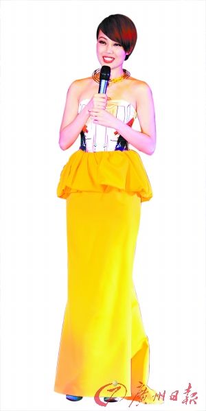 ���惺��Ů��ģ������ ���J�Ͱ�p�����E