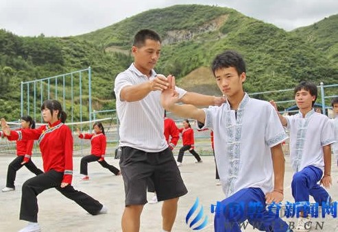 民族文化扮靚暑期校園 孩子們將發揚其精髓