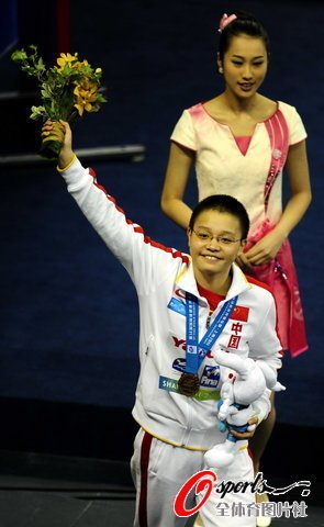 女1500自李玄旭創最佳奪銅 丹麥名將強勢摘金