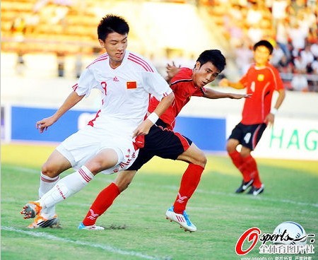 高洪波:國(guó)足需多方面支持 對(duì)手進(jìn)攻不怎么樣