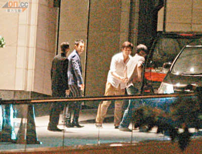 �S��������δҊangelababy ��ҹ�����g4С�r