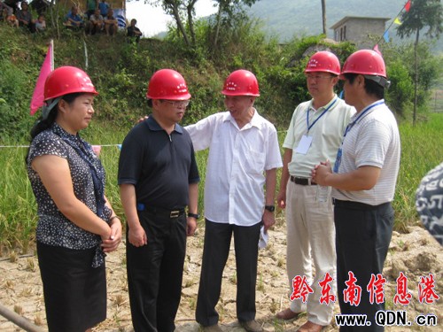 �п�ԺԺʿФ��һ�и�����ָ����������