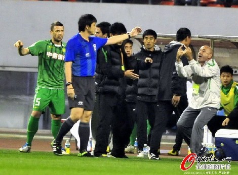 ���п�����fِͣ5���P25000Ԫ ��e��ِ��