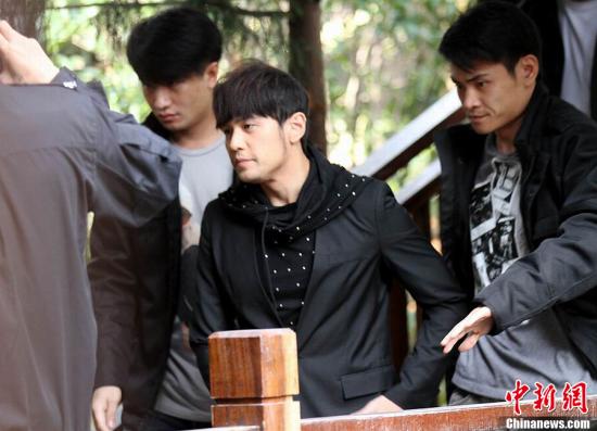 �ܽ܂����p�T������韾b��˾��K����200�f�_��