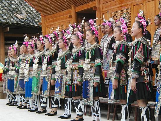 侗族大歌《巖洞之歌》 帶著琵琶出走貴州(圖)