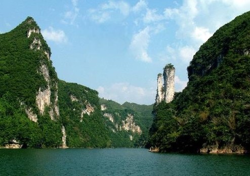 河水流淌鄉(xiāng)情濃 鎮(zhèn)遠(yuǎn) :蜿蜒曲折舞陽河(圖)