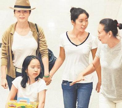 林青霞砸重金栽培愛女打網球 豪宅頂樓建球場