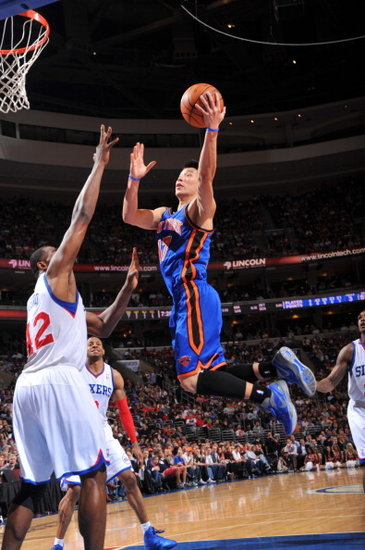 林書豪末節發威獨砍16分 紐約擒76人取5連勝