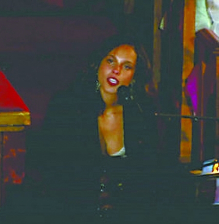 惠特尼死亡被查與吸毒有關 家人對結論悲痛