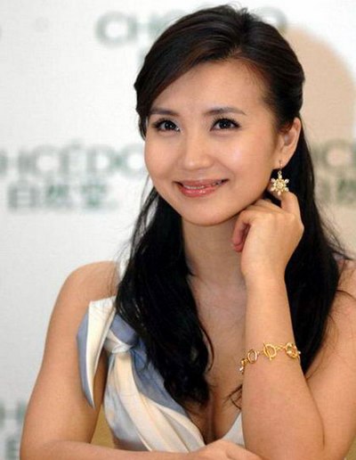 ��Ů���挍���� �O���۶��������Ƴ������u