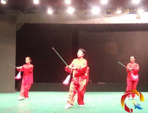 ��̫�O�L�����״ε��ϏĽ��H�������_