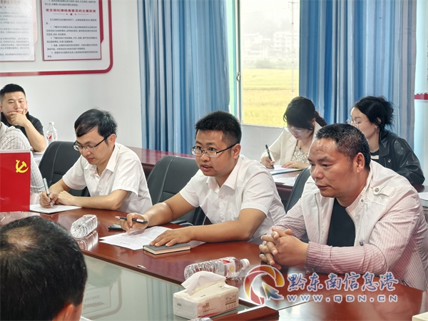 敏洞小學龍校長作經驗交流