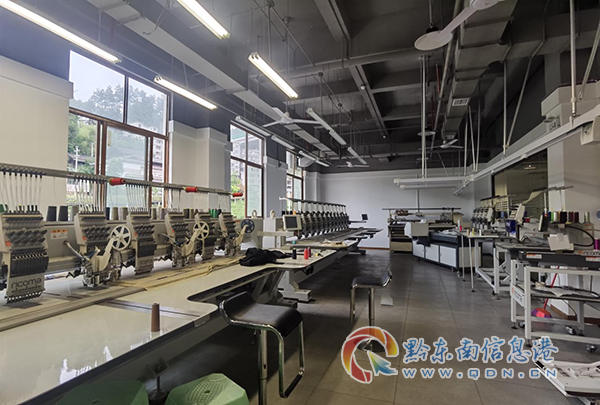 (圖為干凈整潔的生產車間)